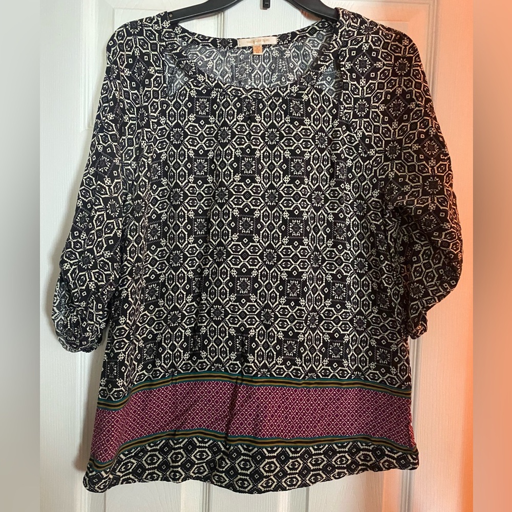 Womens Size M Rayon Skies are Blue Top